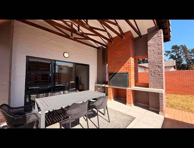 3 BEDROOM TOWNHOUSE FOR SALE IN RIETVALLEIRAND